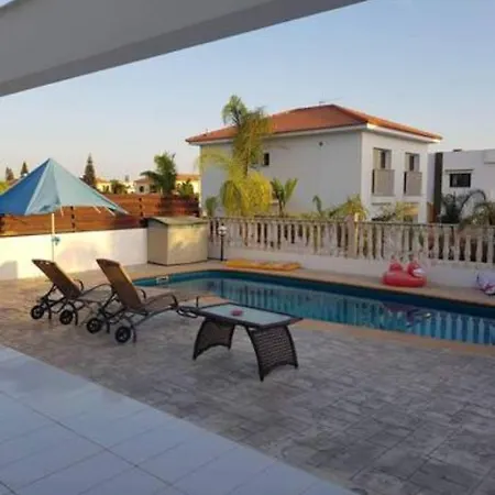 Nissi Forest Villa Ayia Napa